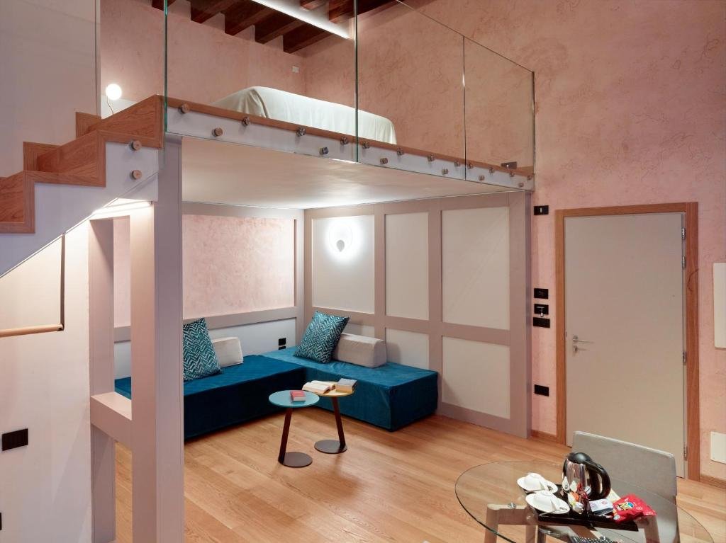 Foto 9 Ca Dei Proverbi Suites Venezia - San Marco, 08