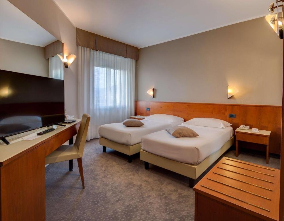 Foto 7 Best Western Hotel Turismo San Martino Buon Albergo, 06