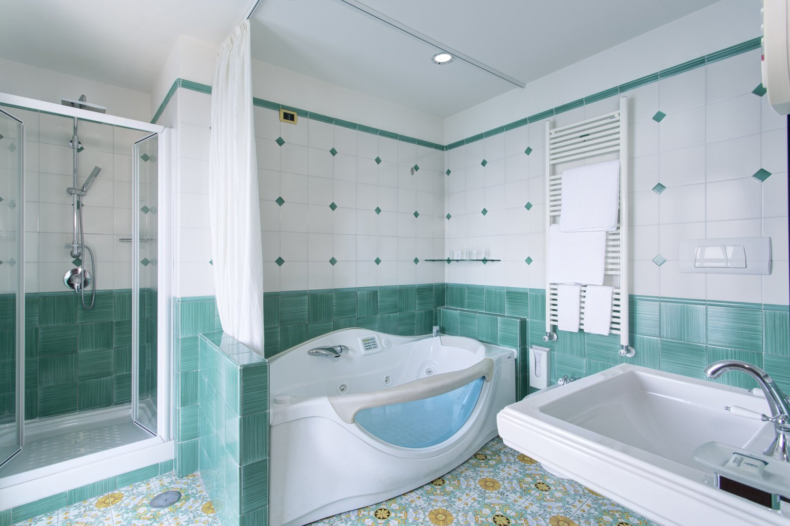 Foto 6 Lloyd's Baia Hotel Vietri sul Mare, 05