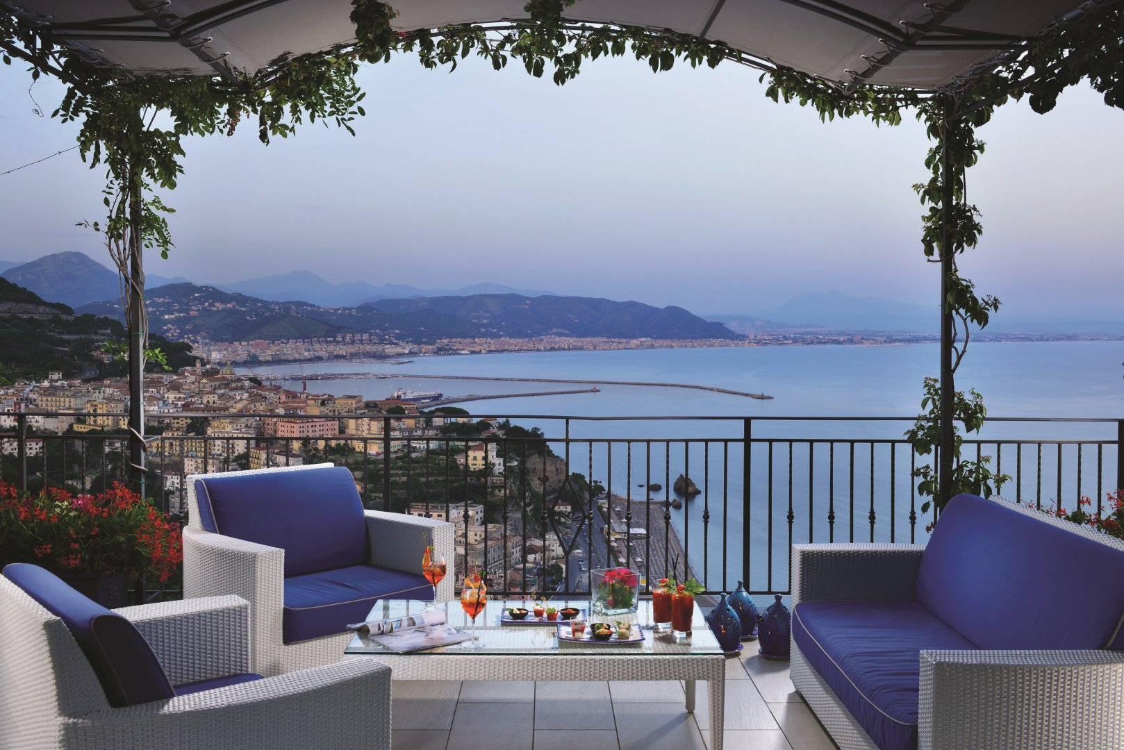 Foto 2 Hotel Raito Vietri sul Mare, 01