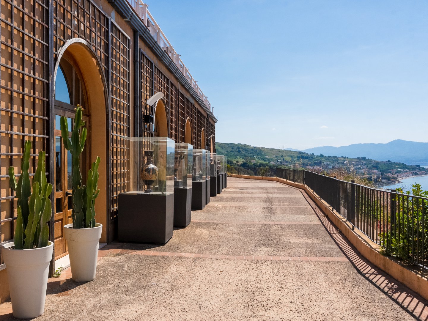 Villa S. Giovanni, 13