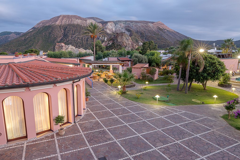 Isola di Vulcano, 14