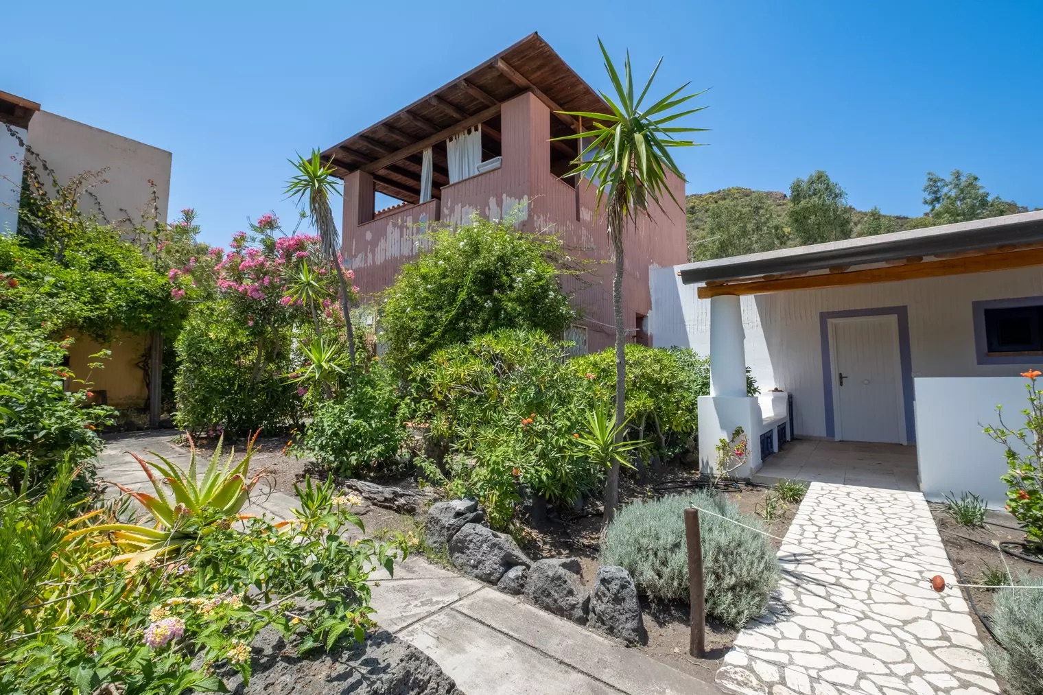 Foto 17 Jera Holiday Collection Vulcano Isola di Vulcano, 16