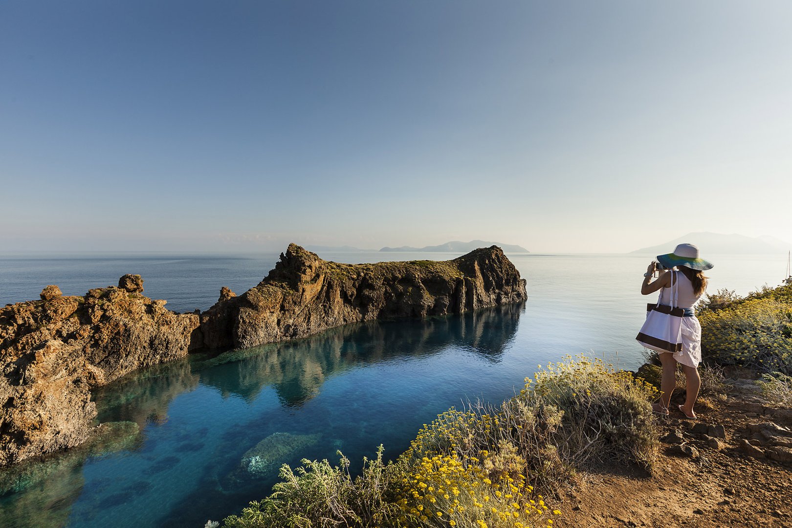 Foto 18 Trekking Tour delle Isole Eolie - mezza pensione