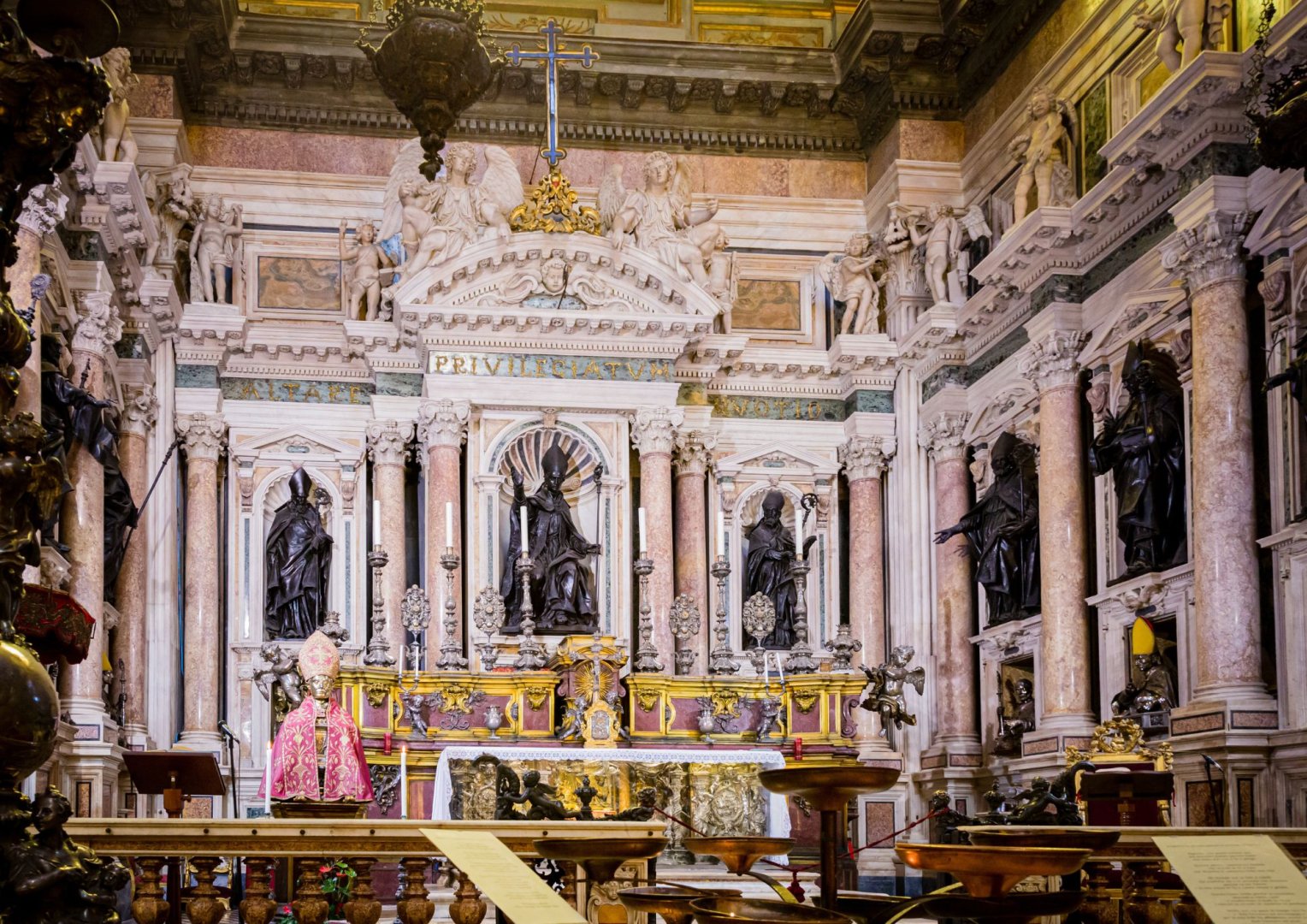 Foto 9 Tra storia, esoterismo, pizze e Lacryma Christi