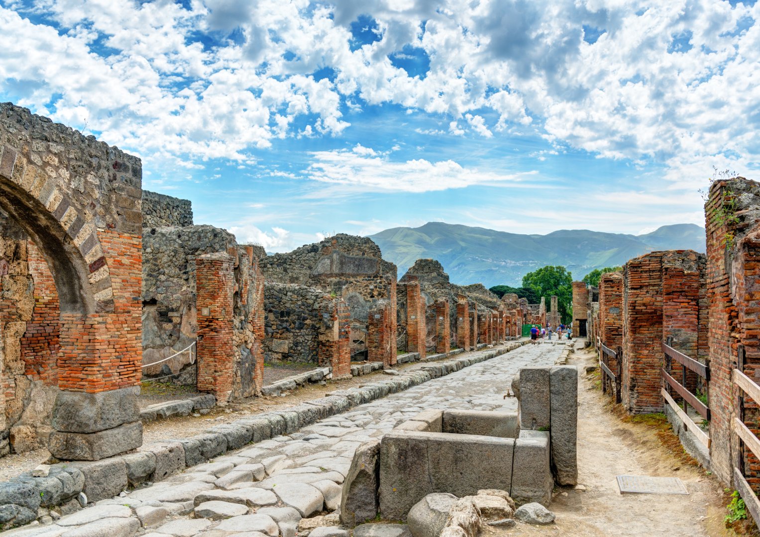 Foto 8 La Tradizione del Presepe Napoletano e Pompei