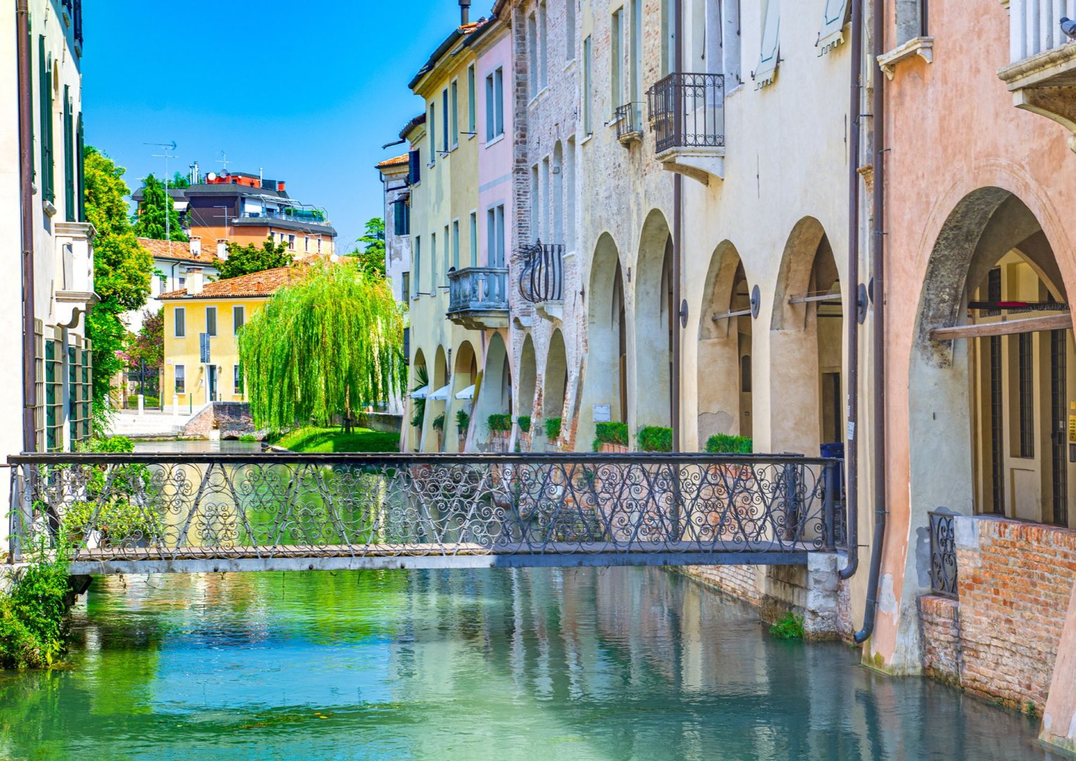 Foto 5 Uno scintillante weekend con Bollicine e Borghi